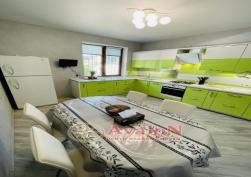 частный дом 180000 у.е.