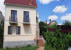 частный дом в Суворовском районе 149499 у.е.