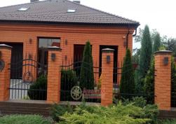 частный дом 650000 у.е.