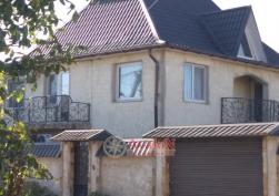 частный дом в Суворовском районе 150000 у.е.